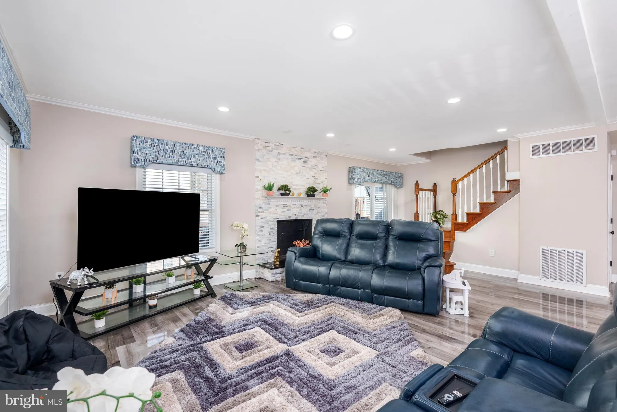 Wilmington, Delaware 19804, United States, 6 Bedrooms Bedrooms, ,6 BathroomsBathrooms,Residential,Pending,79577