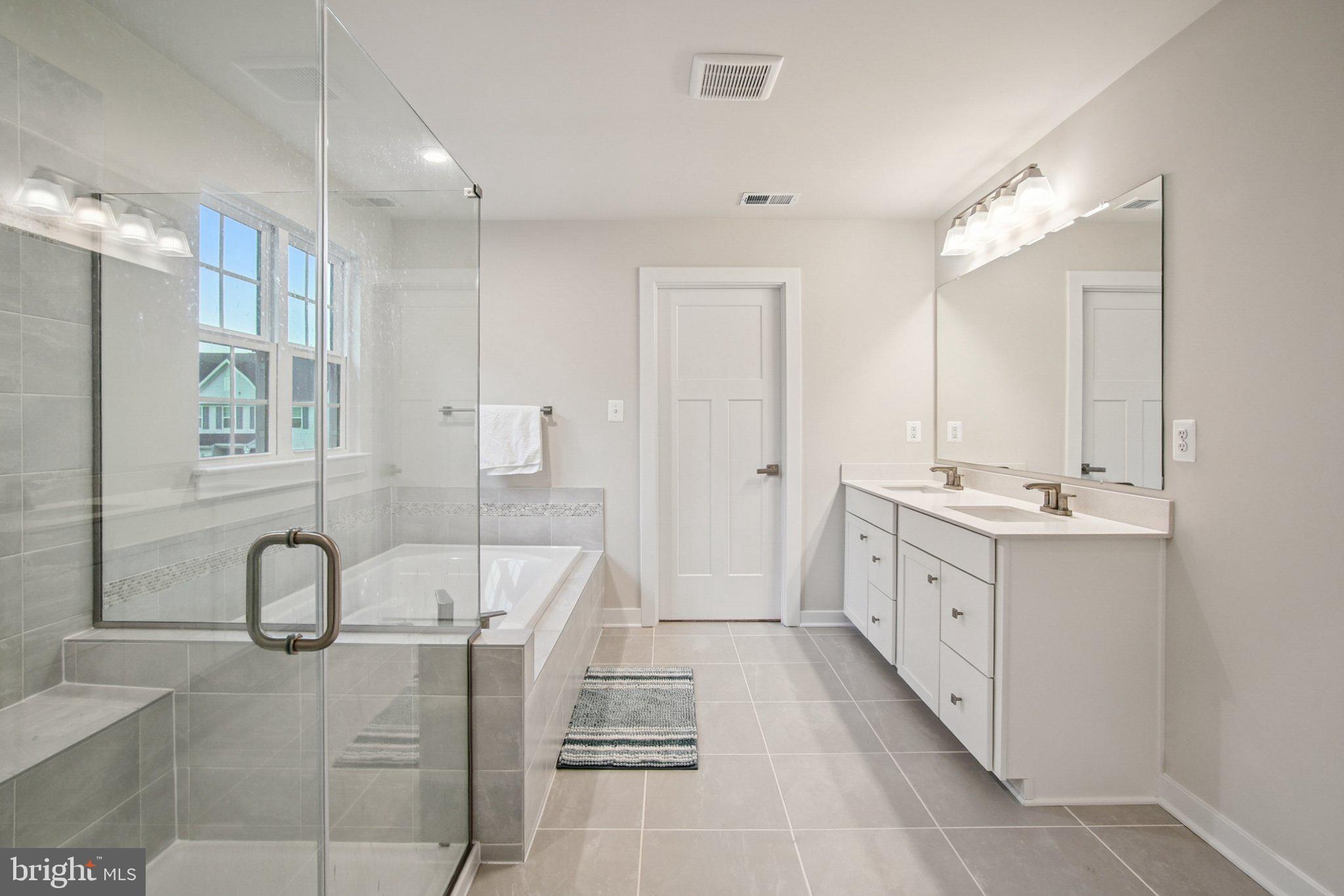 PERRY'S RETREAT - Residential