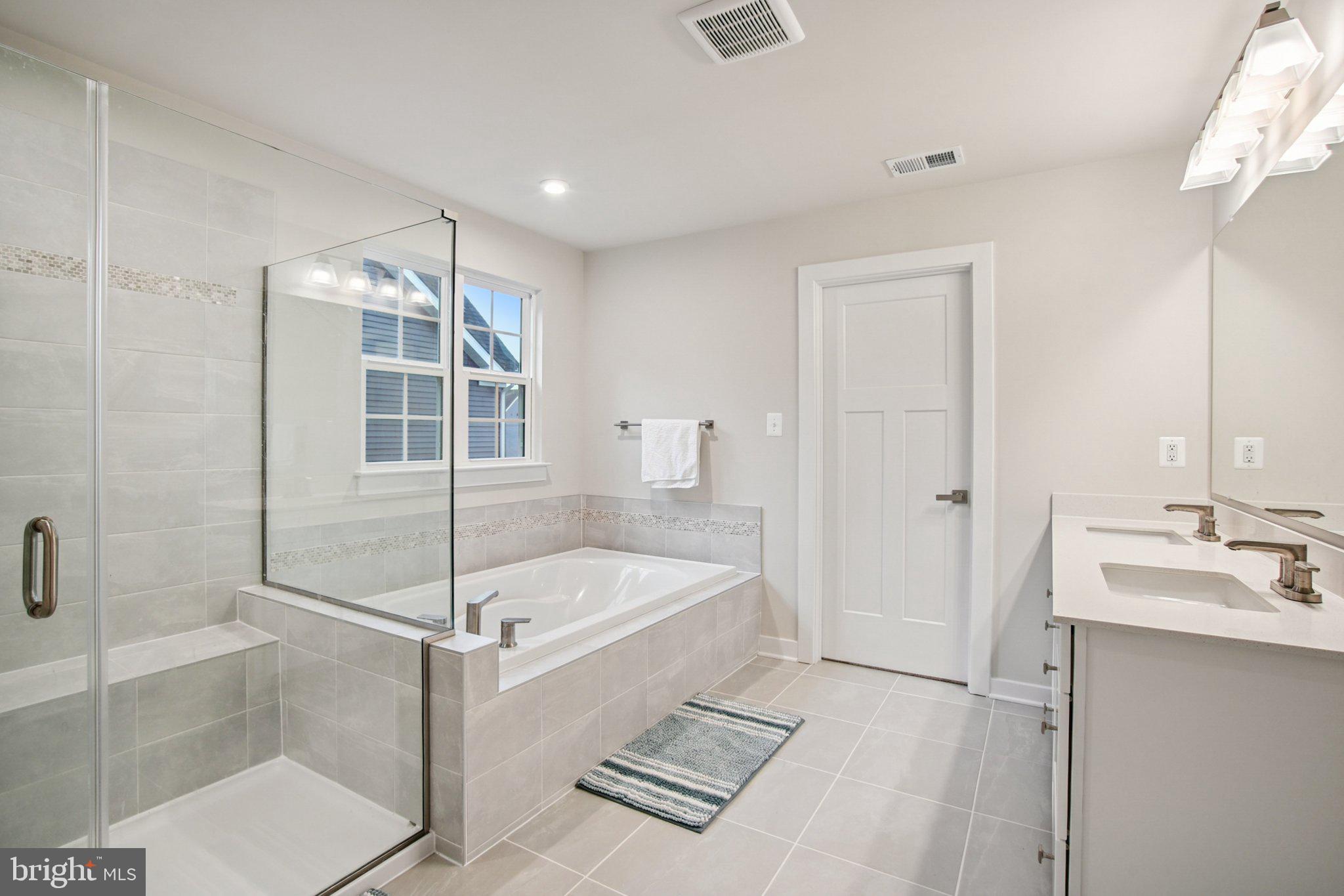 PERRY'S RETREAT - Residential