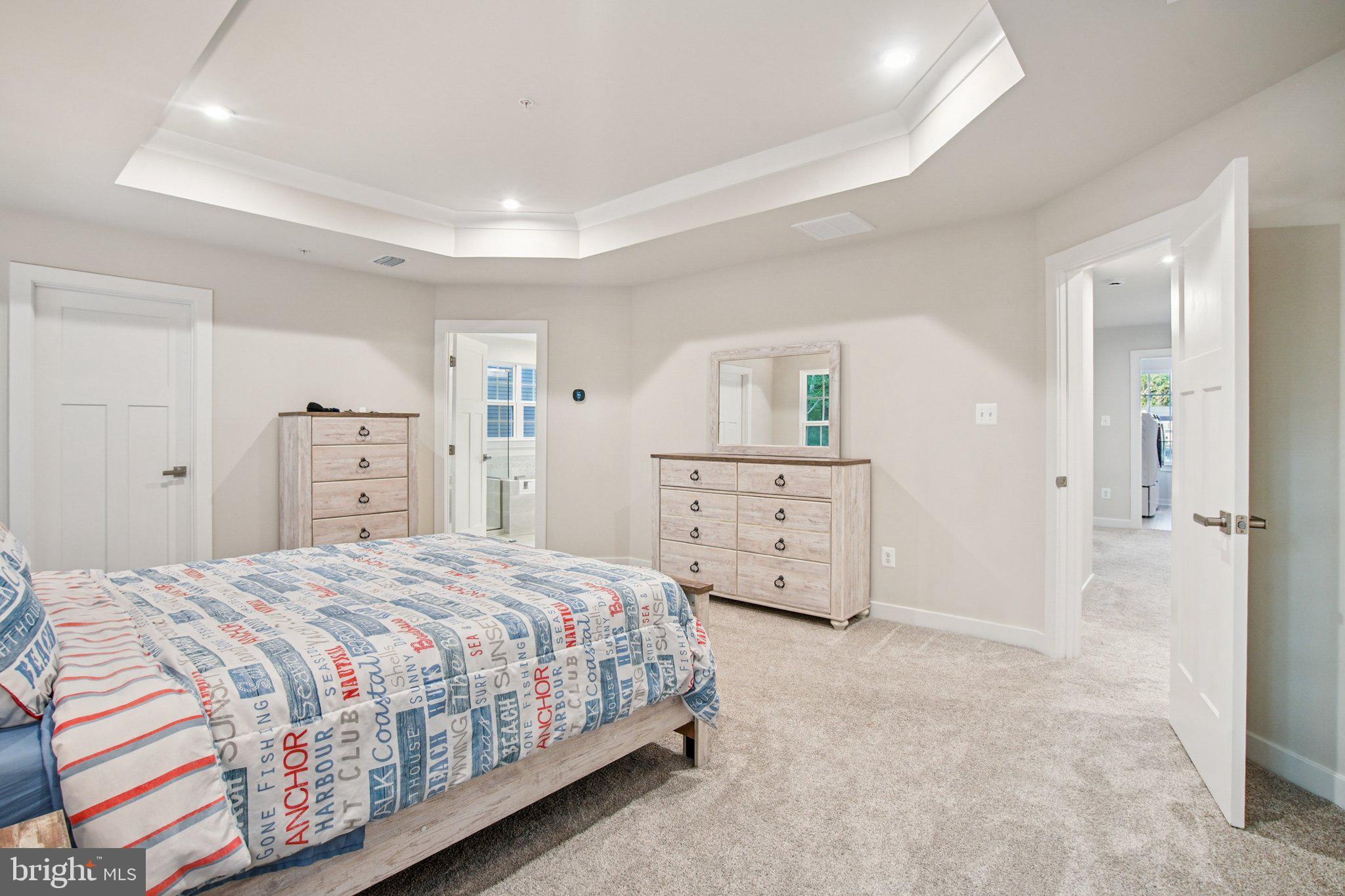 PERRY'S RETREAT - Residential