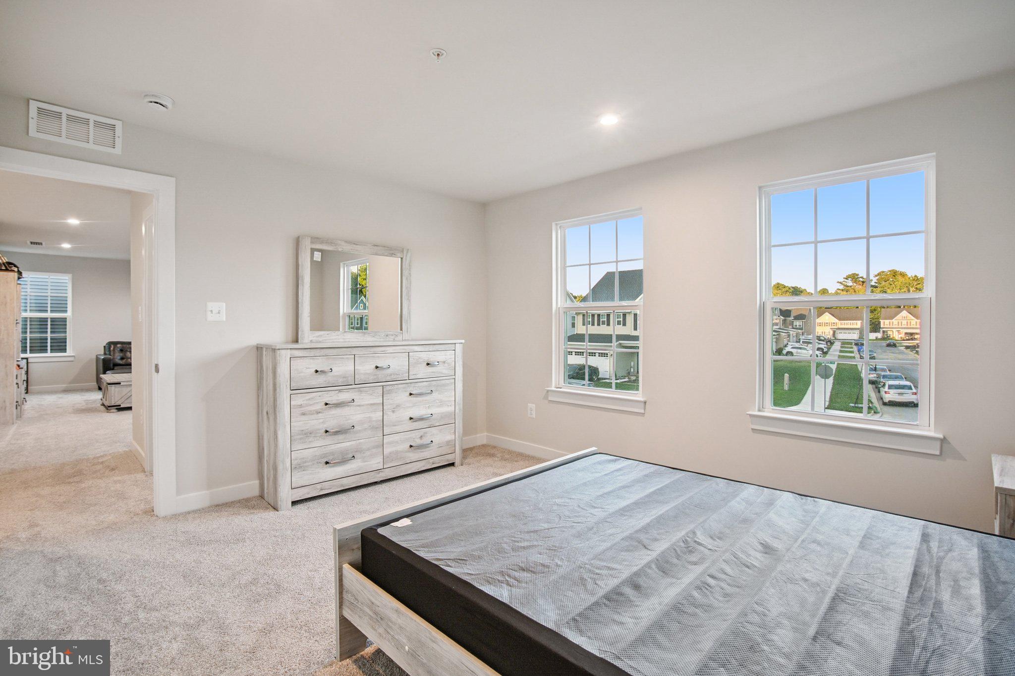 PERRY'S RETREAT - Residential