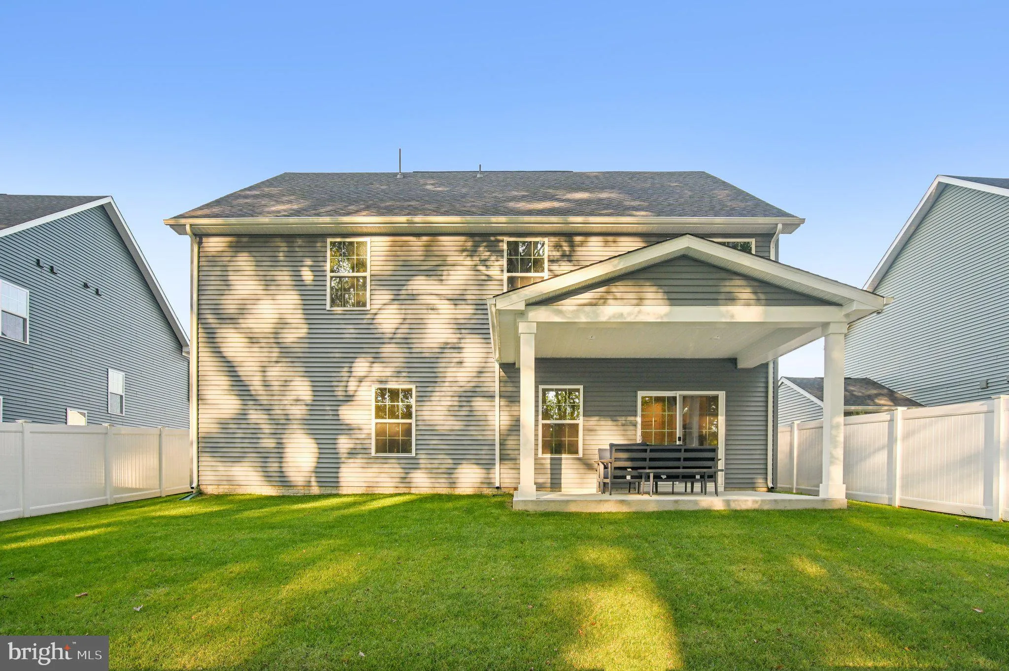 Grasonville, Maryland 21638, United States, 5 Bedrooms Bedrooms, ,3 BathroomsBathrooms,Residential,Active,216086