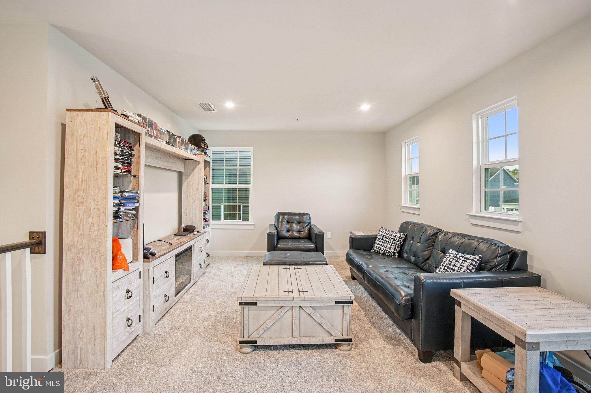 PERRY'S RETREAT - Residential