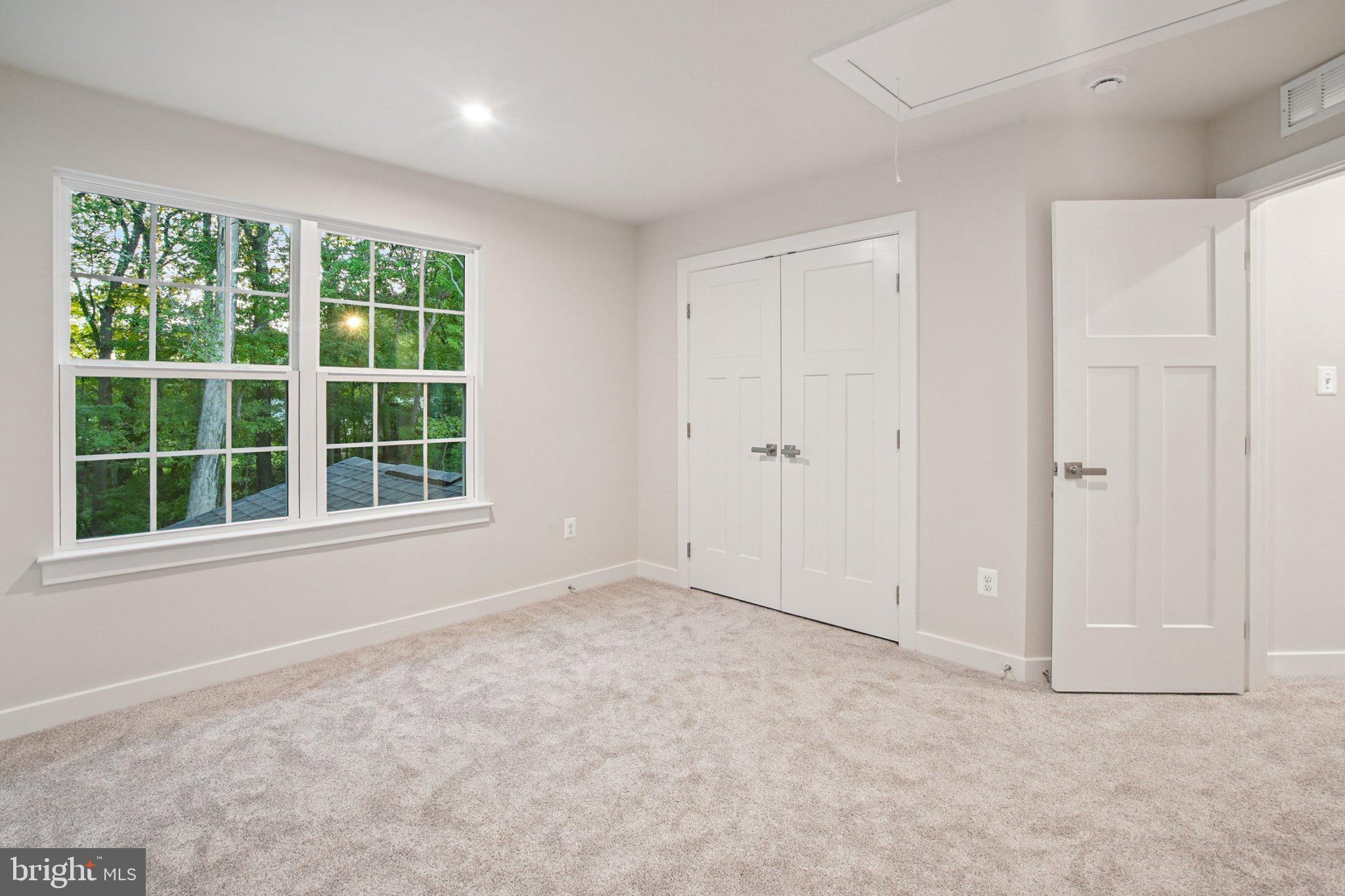 PERRY'S RETREAT - Residential