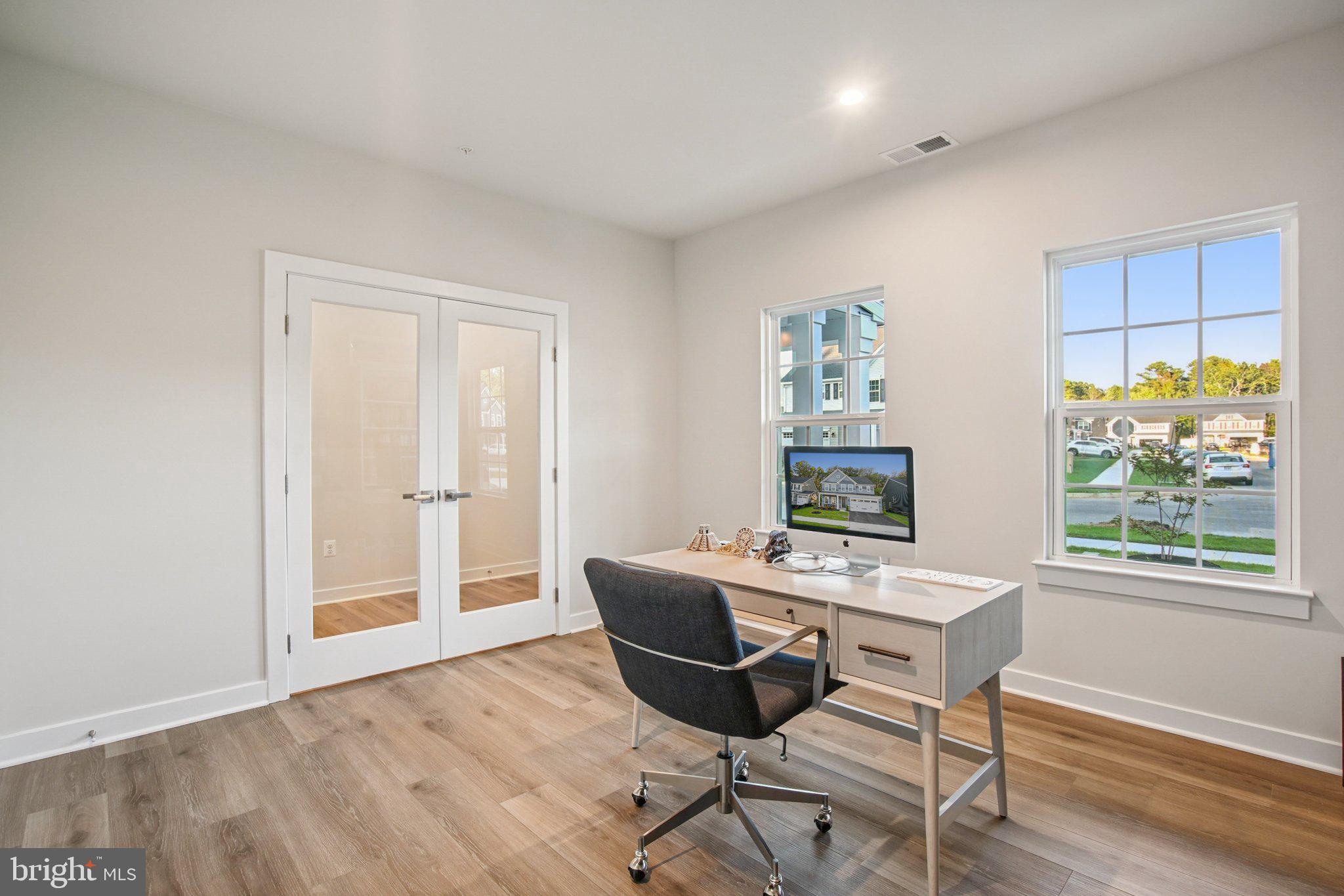 601 PATHFINDER CIRCLE