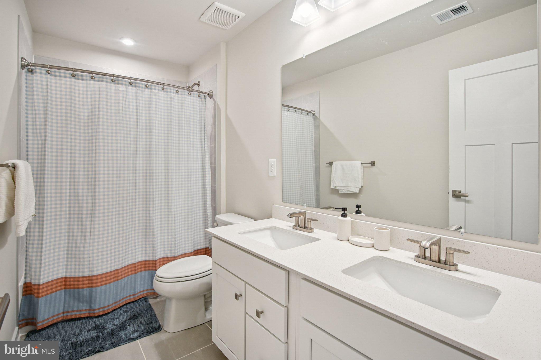 PERRY'S RETREAT - Residential