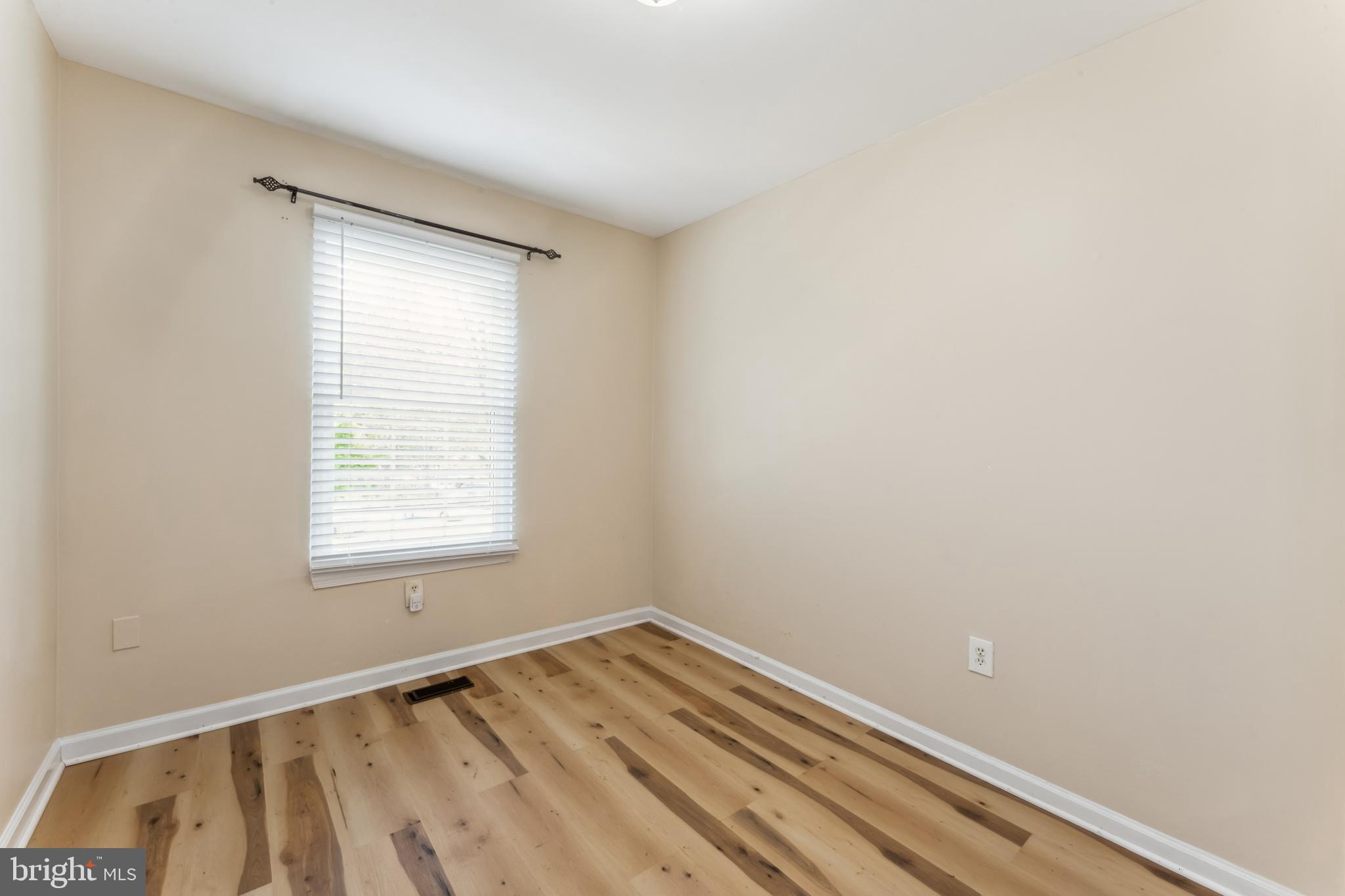 GREENCASTLE MANOR - Residential Lease