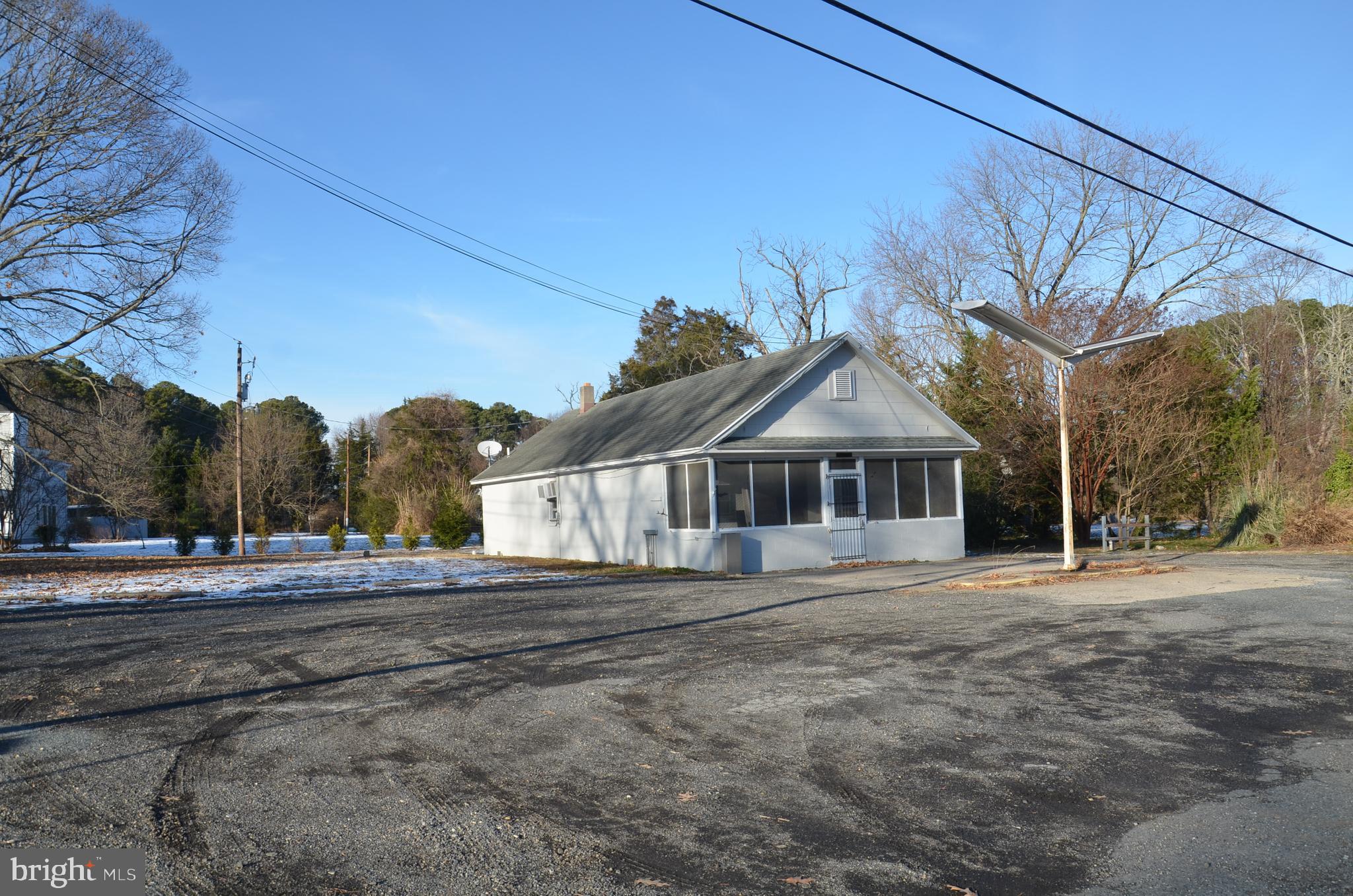 7998 BOZMAN NEAVITT ROAD