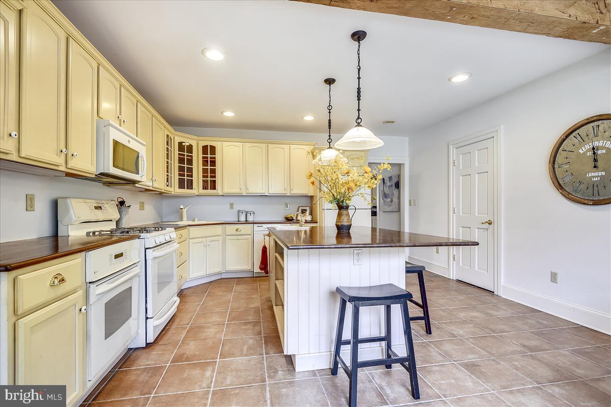 RUXTON - Residential