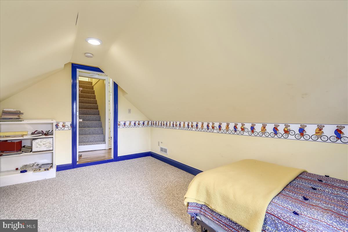 RUXTON - Residential