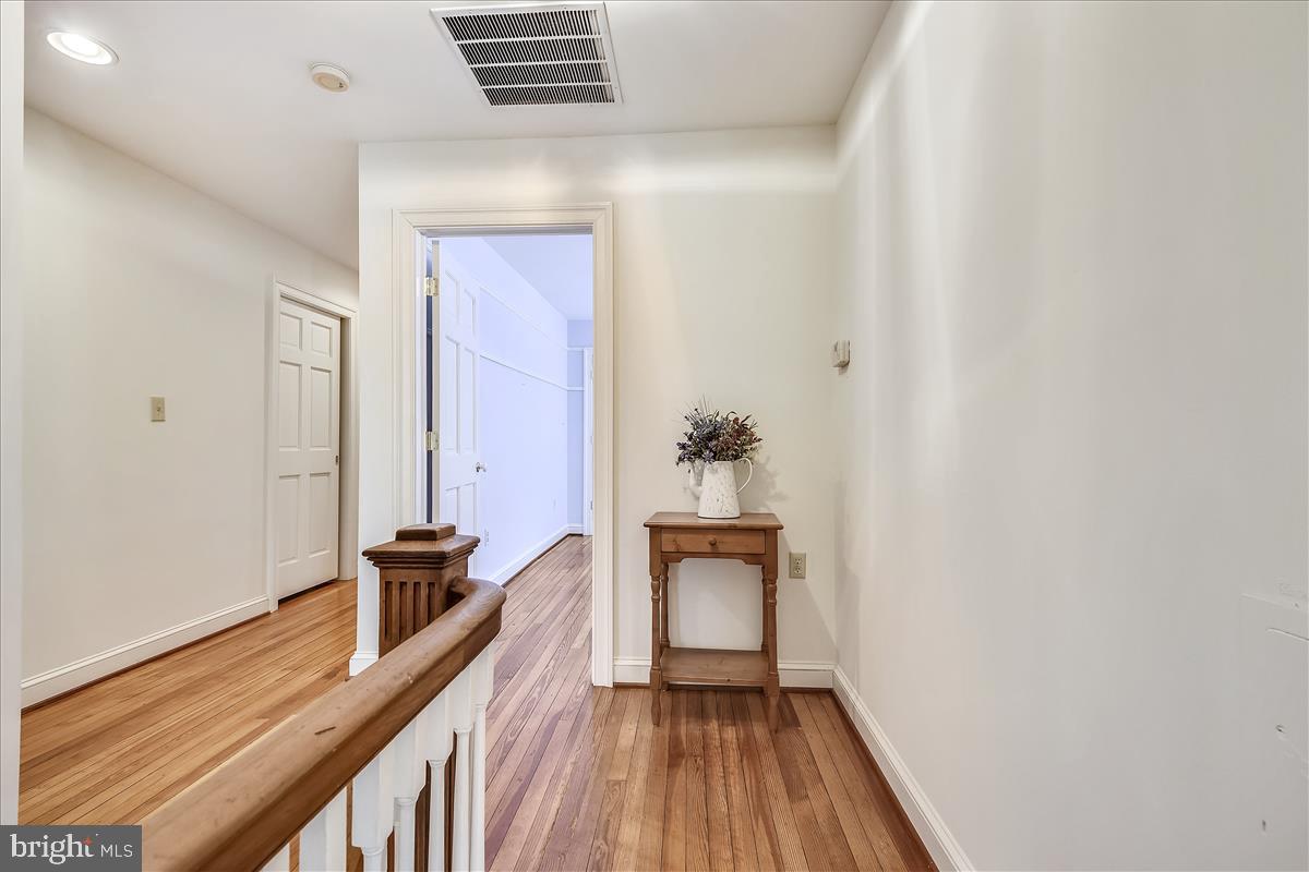 RUXTON - Residential