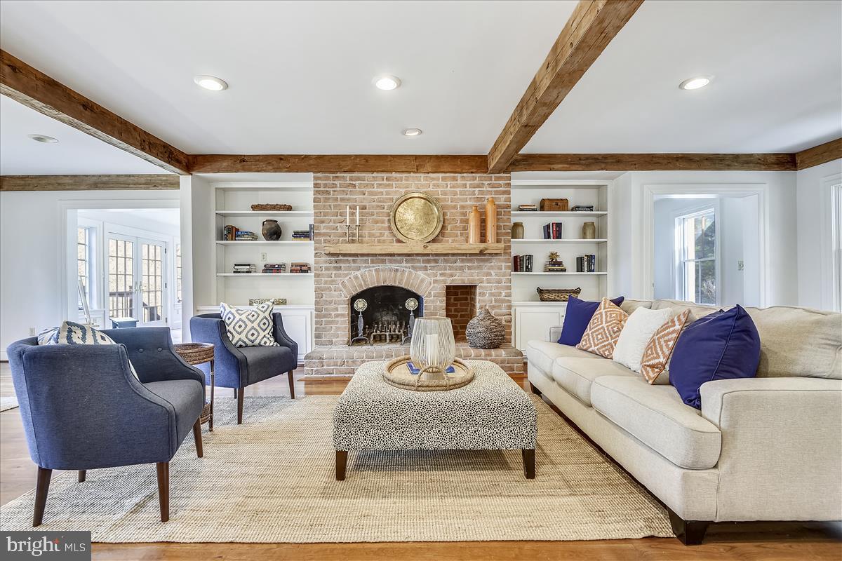 RUXTON - Residential