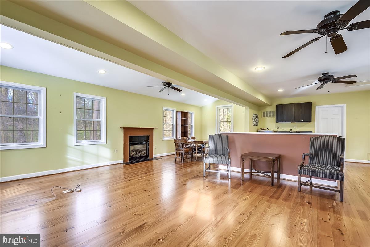 RUXTON - Residential