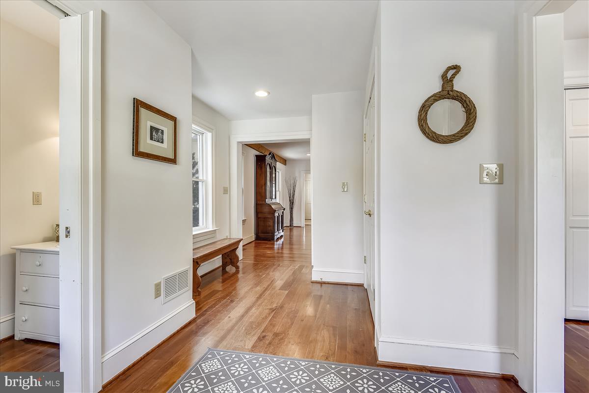 RUXTON - Residential