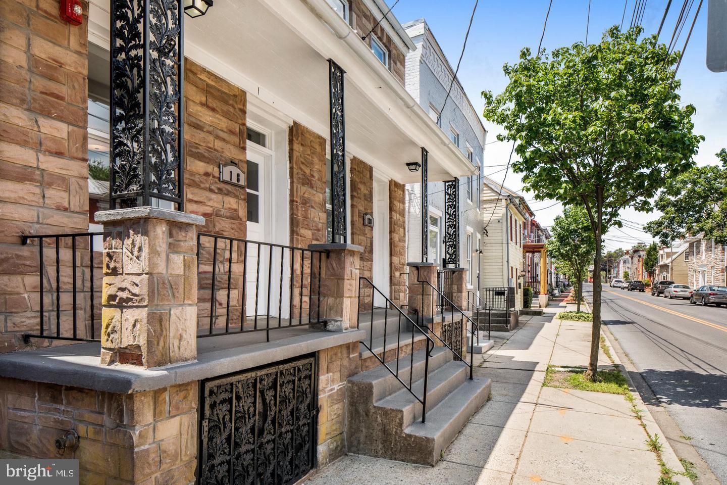 118 W ALL SAINTS STREET