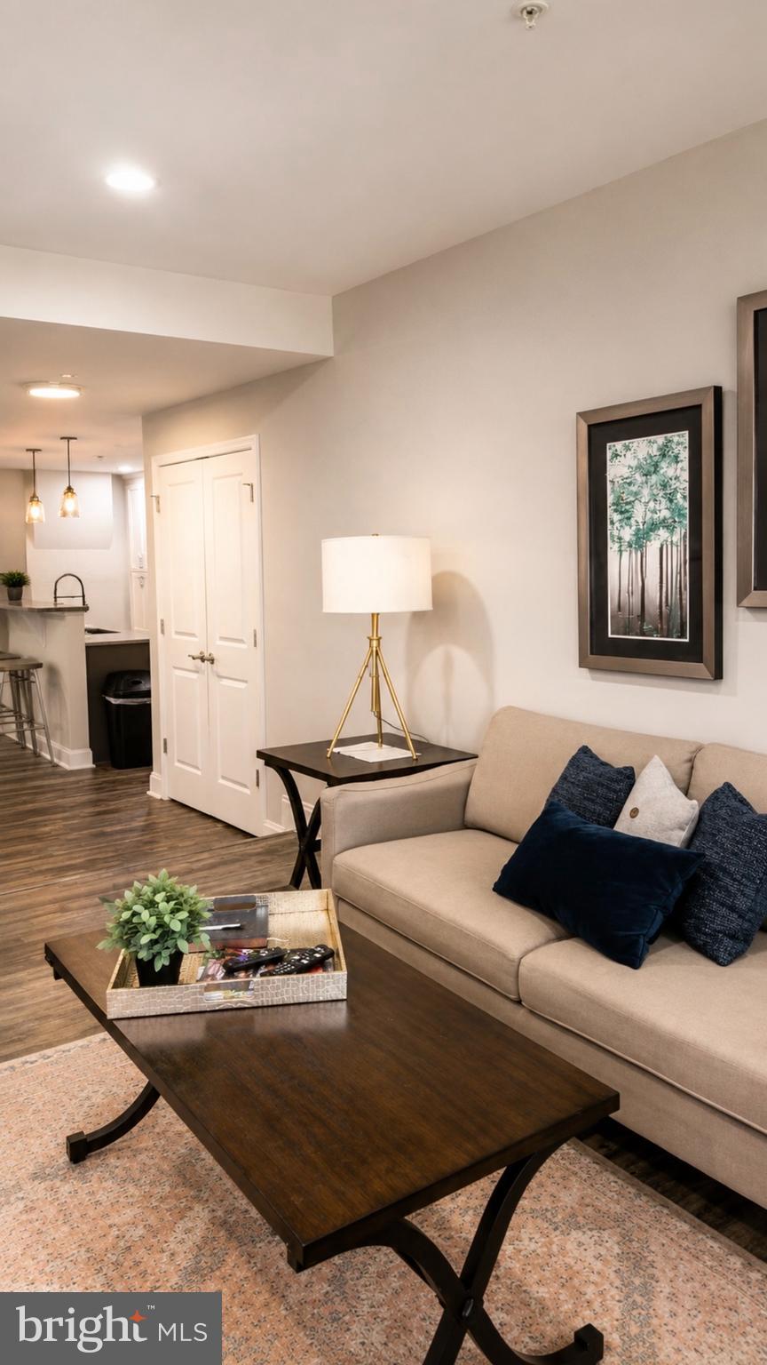 118 W ALL SAINTS STREET