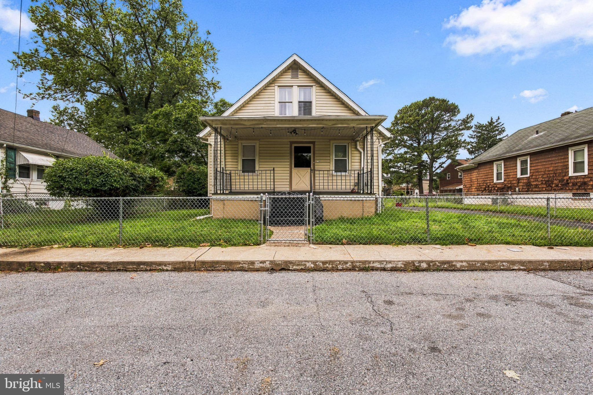 16 Sutton Lane, New Castle, DE 19720