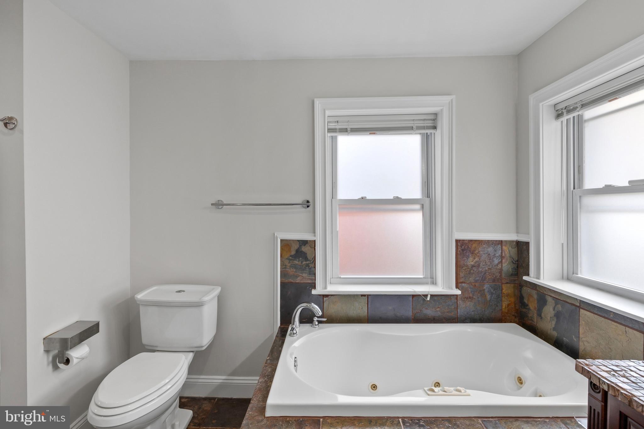BUTCHERS HILL - Residential