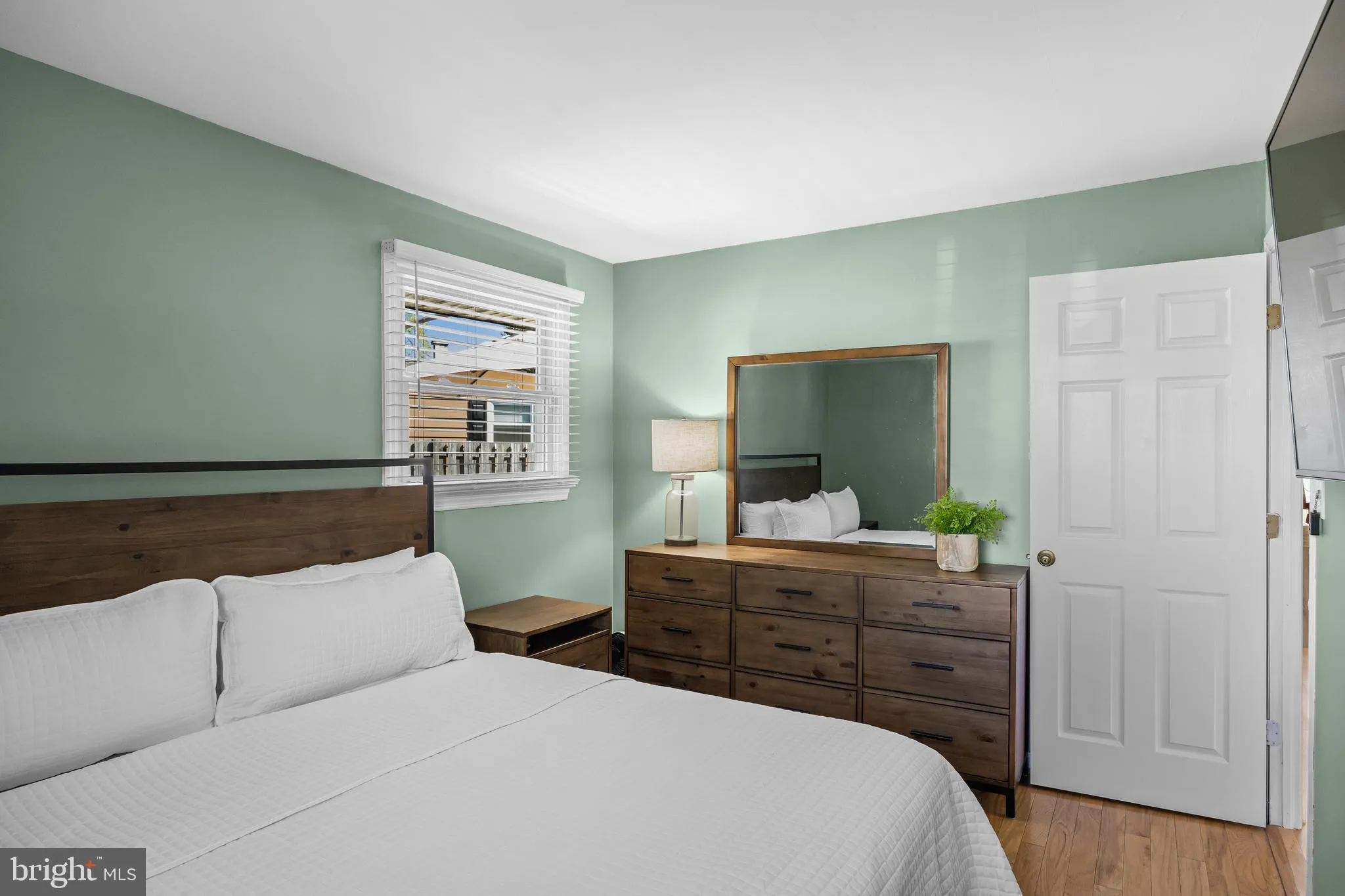 Lumberton, New Jersey 08048, United States, 3 Bedrooms Bedrooms, ,1 BathroomBathrooms,Residential,Contingent,201375