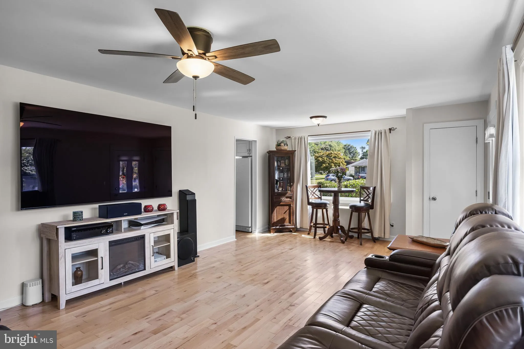 Lumberton, New Jersey 08048, United States, 3 Bedrooms Bedrooms, ,1 BathroomBathrooms,Residential,Contingent,201375