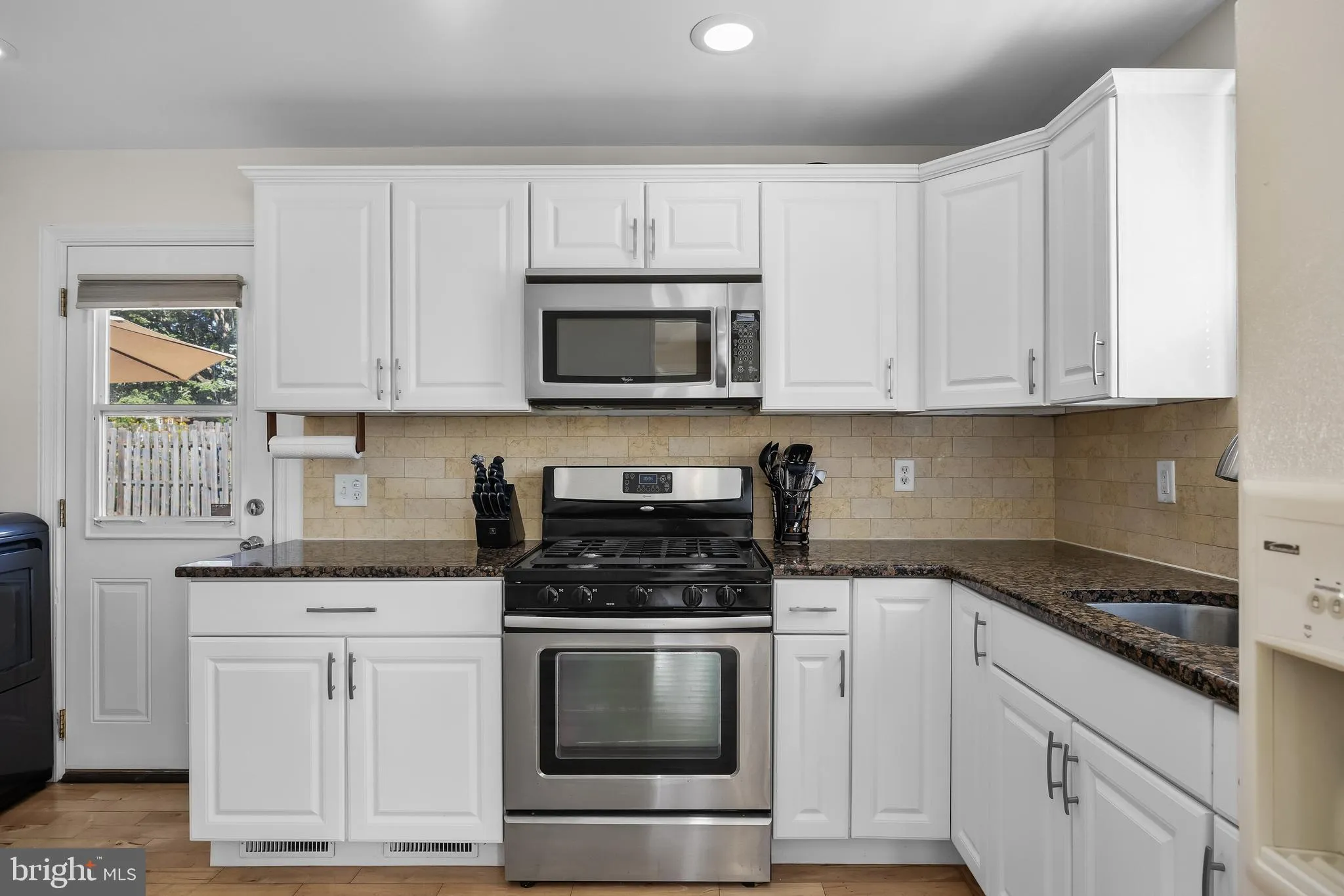 Lumberton, New Jersey 08048, United States, 3 Bedrooms Bedrooms, ,1 BathroomBathrooms,Residential,Contingent,201375