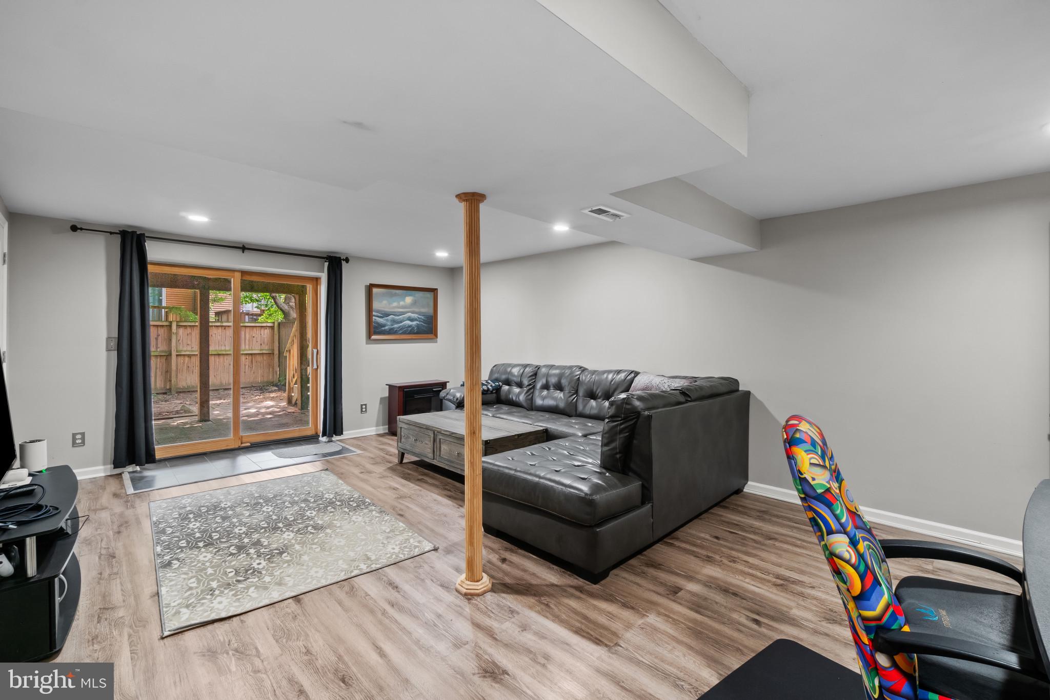 GLYNDON GREENS - Residential