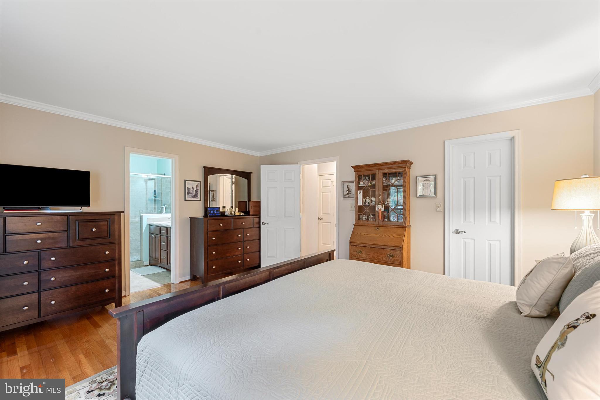 PIONEER HEIGHTS - Residential