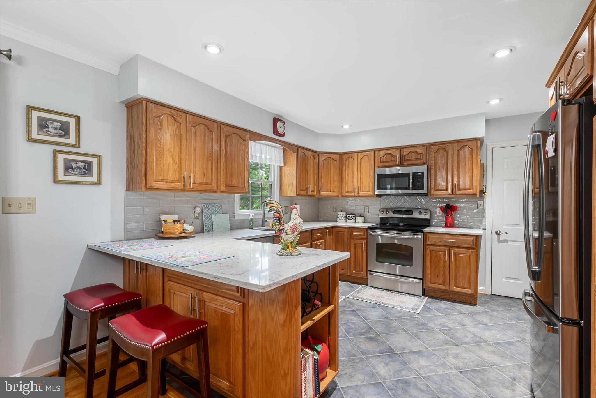 PIONEER HEIGHTS - Residential