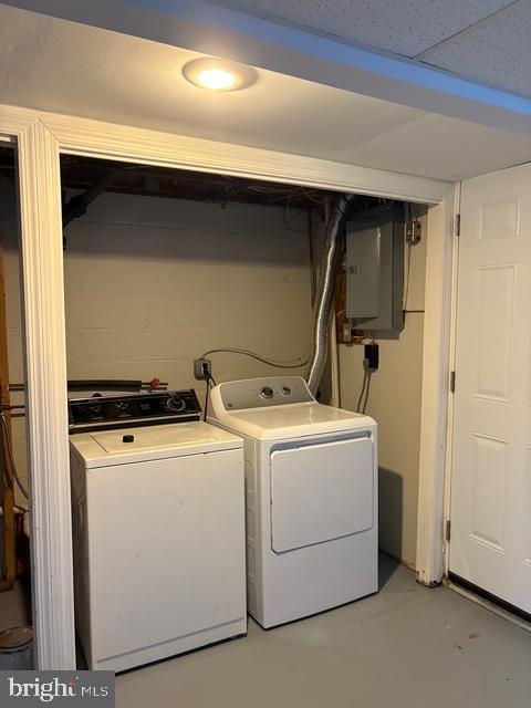 KNETTISHALL - Residential Lease