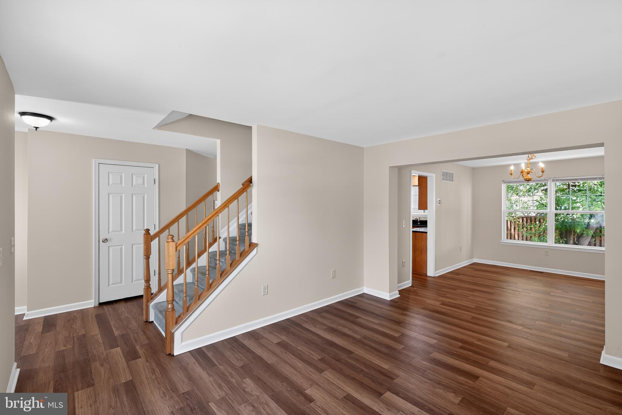 822 ANNA LANE