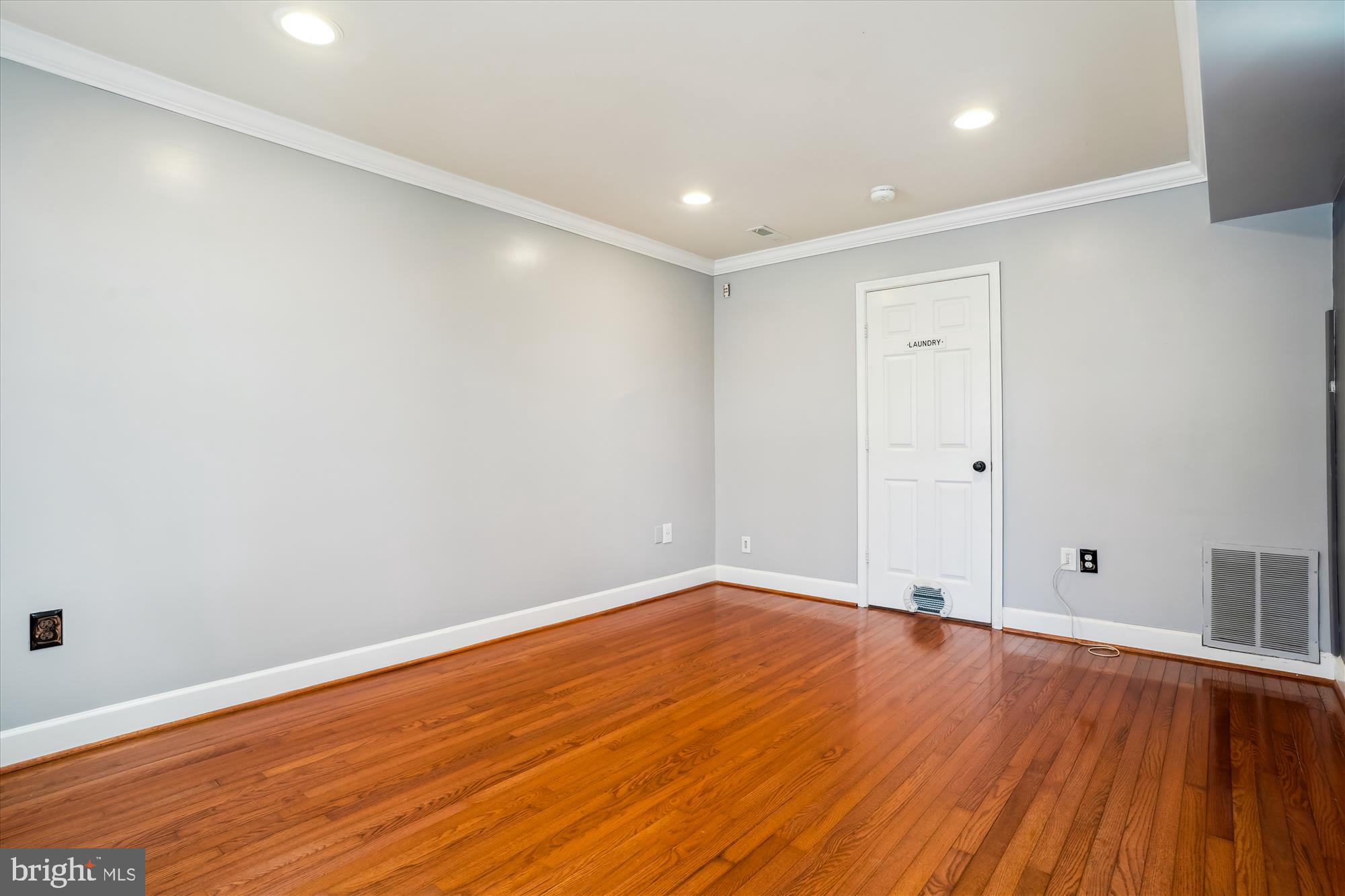 DALE CITY - Residential Lease