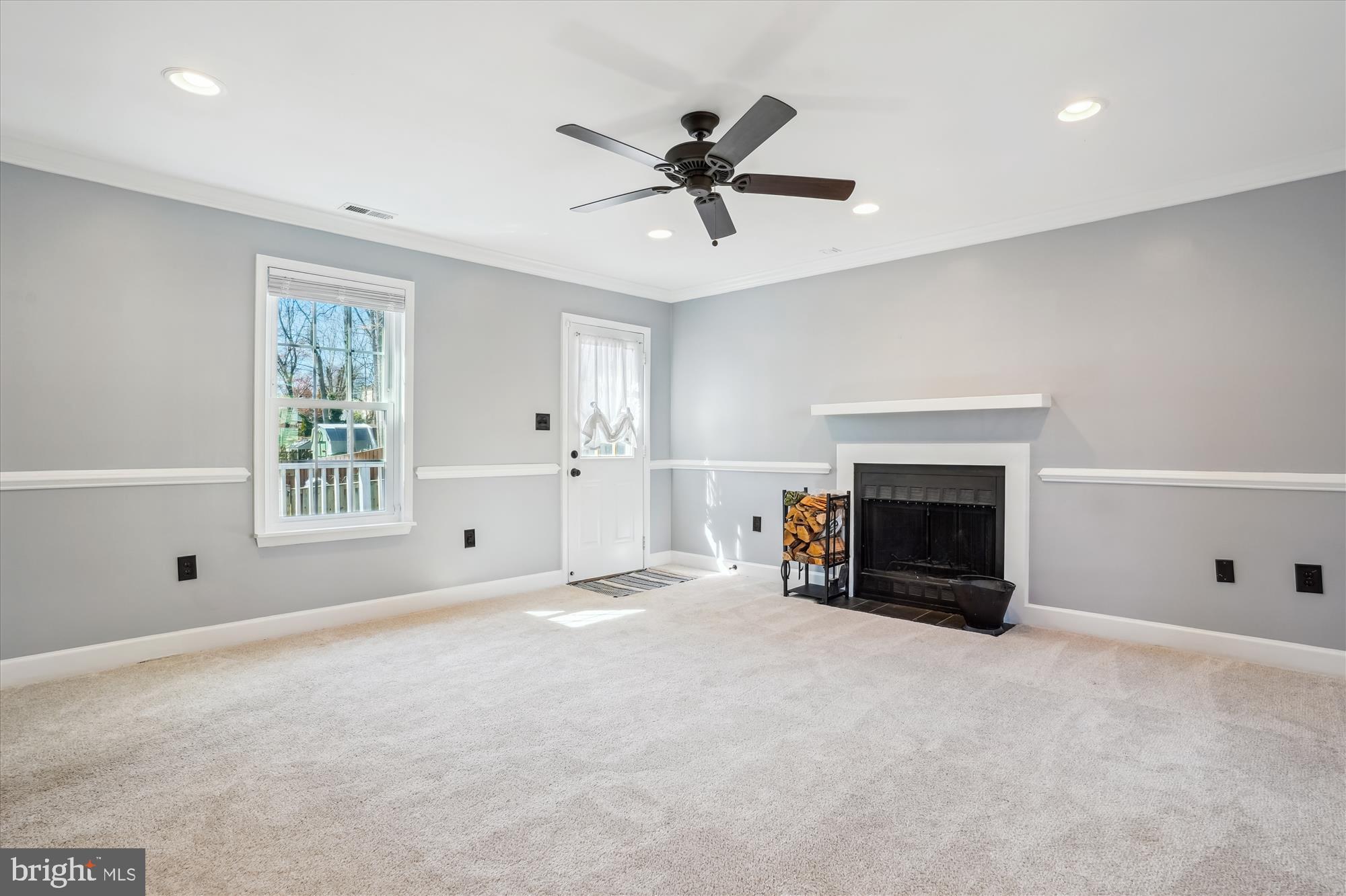 DALE CITY - Residential Lease