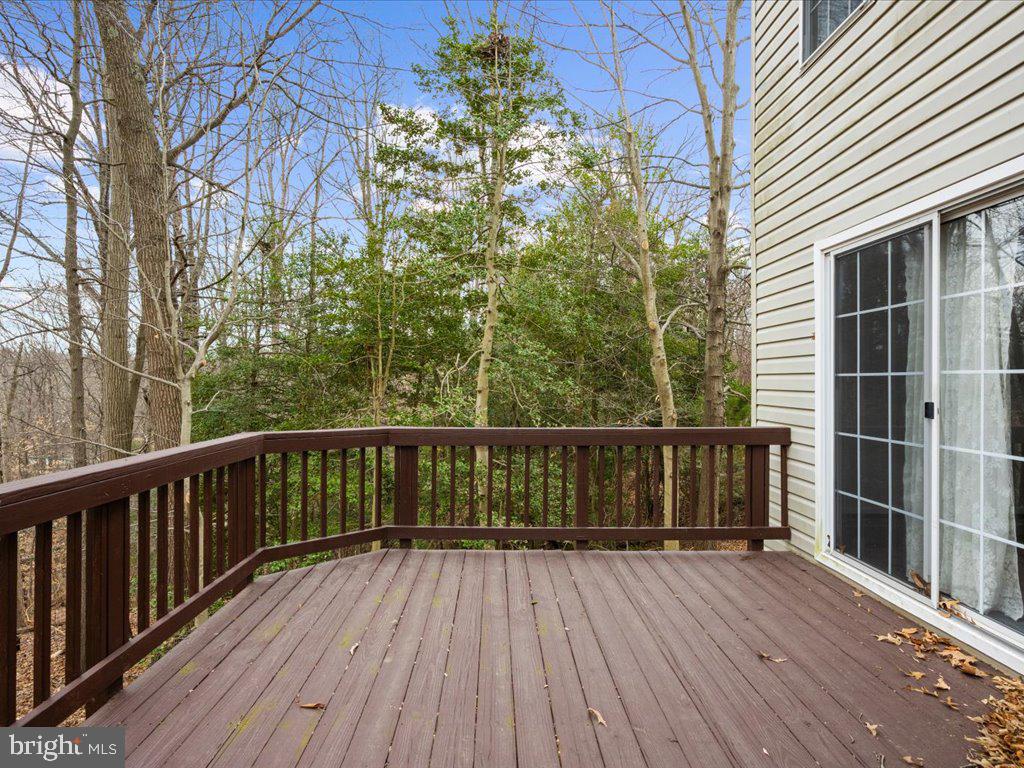 FALCON CREST - Residential