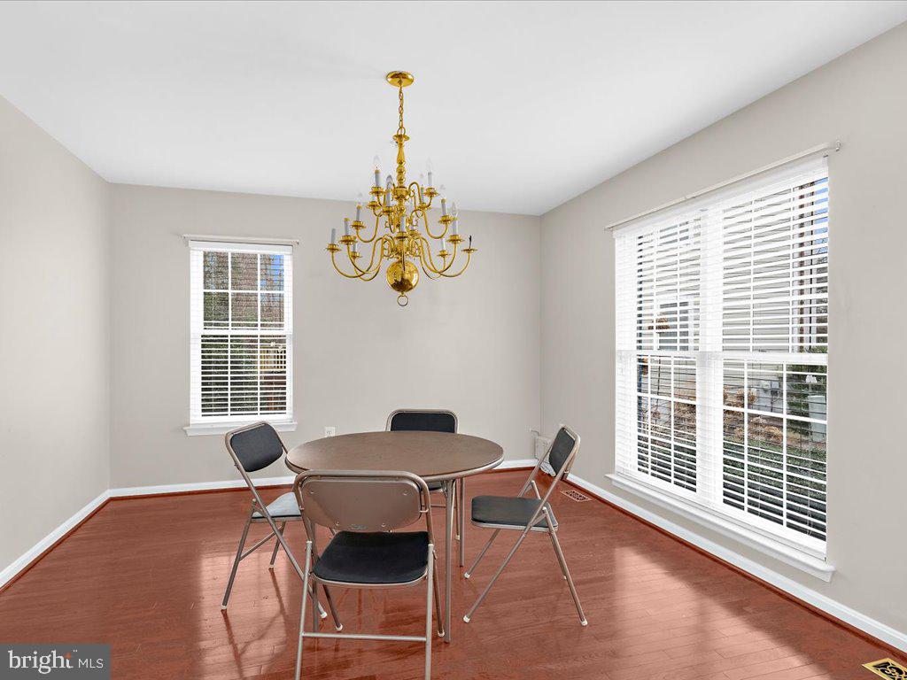 FALCON CREST - Residential