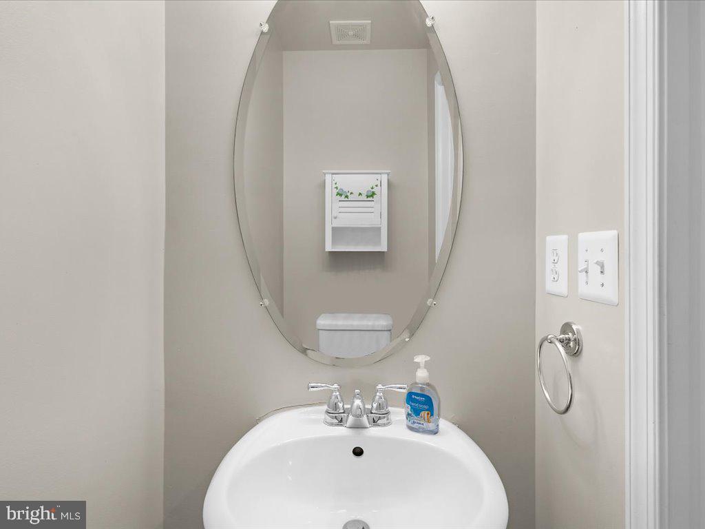 FALCON CREST - Residential