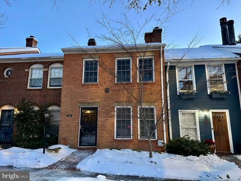 818 WOLFE STREET ALEXANDRIA VA 22314