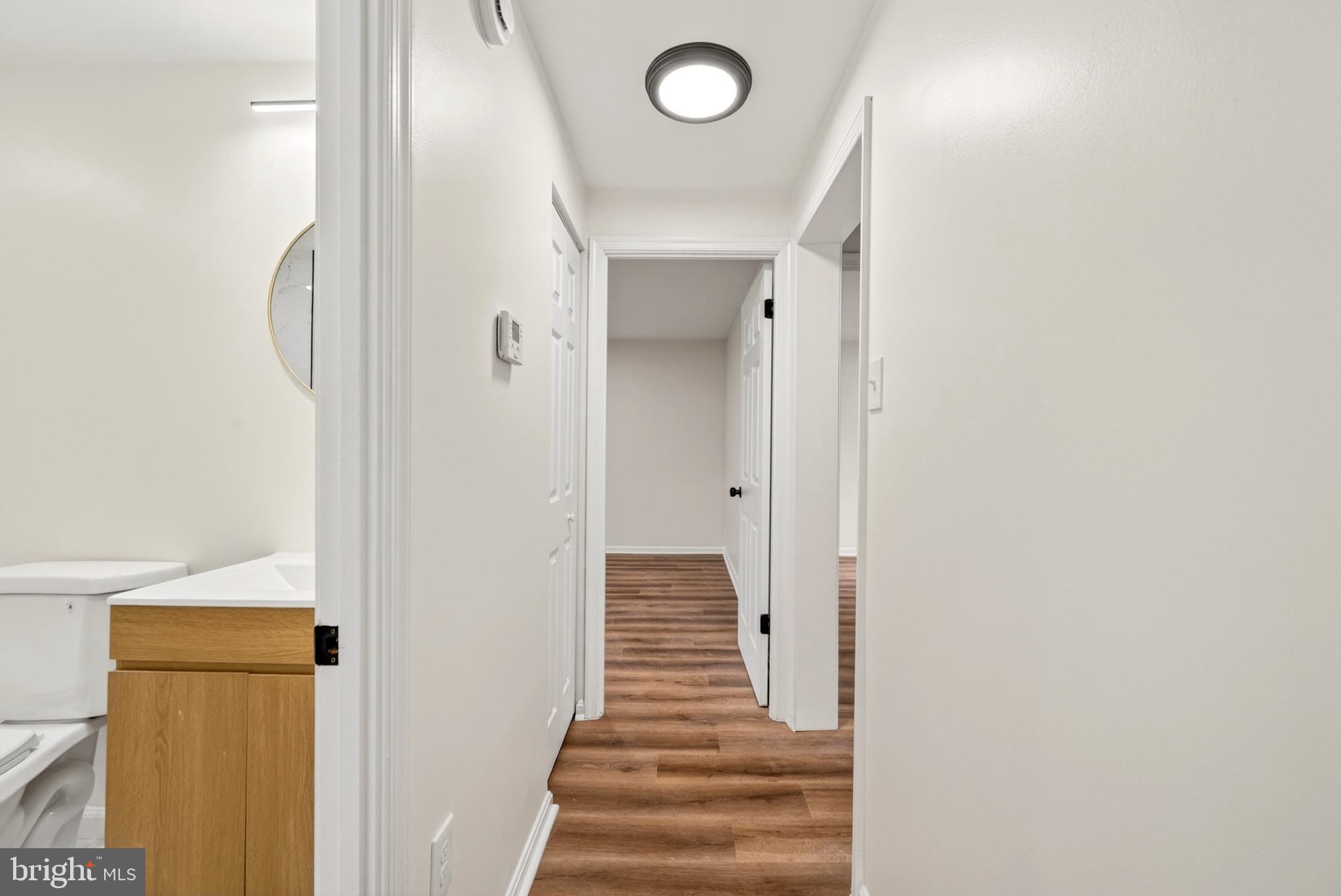 TEN HILLS - Residential