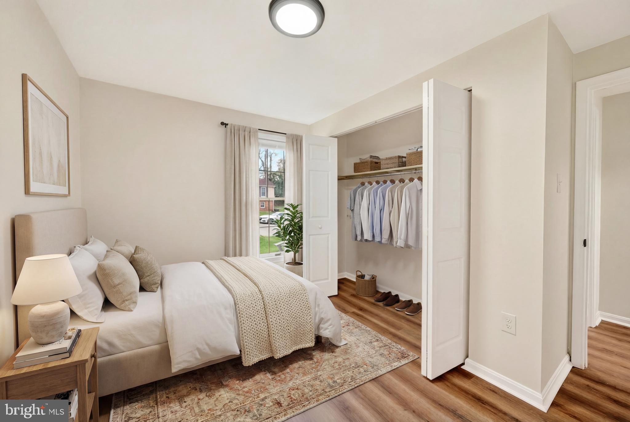 TEN HILLS - Residential