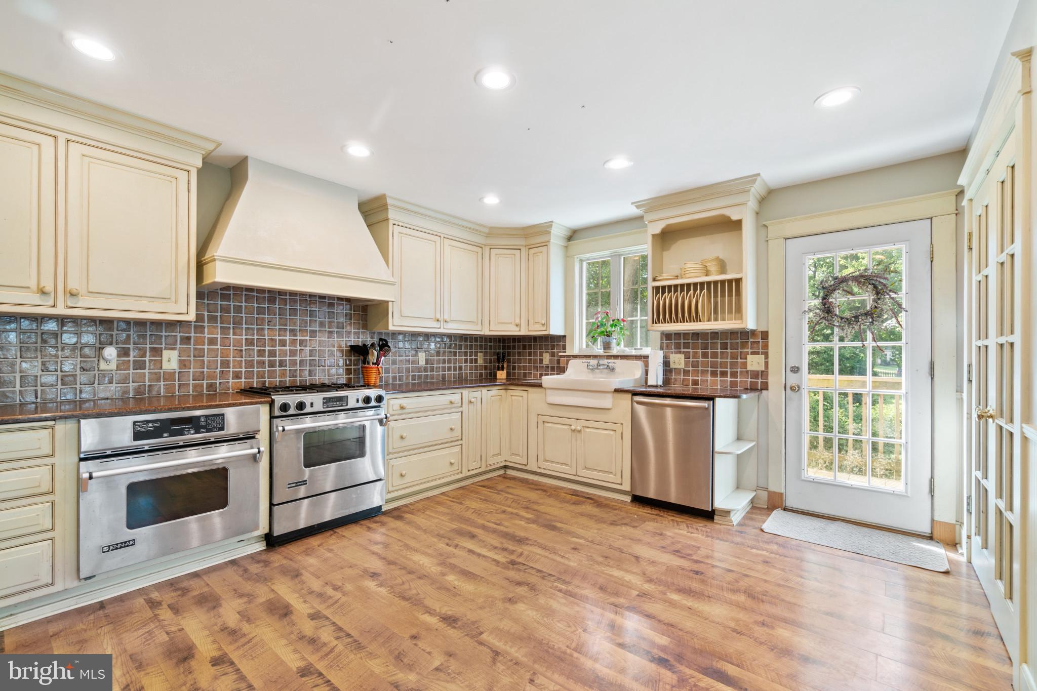 HALETHORPE - Residential