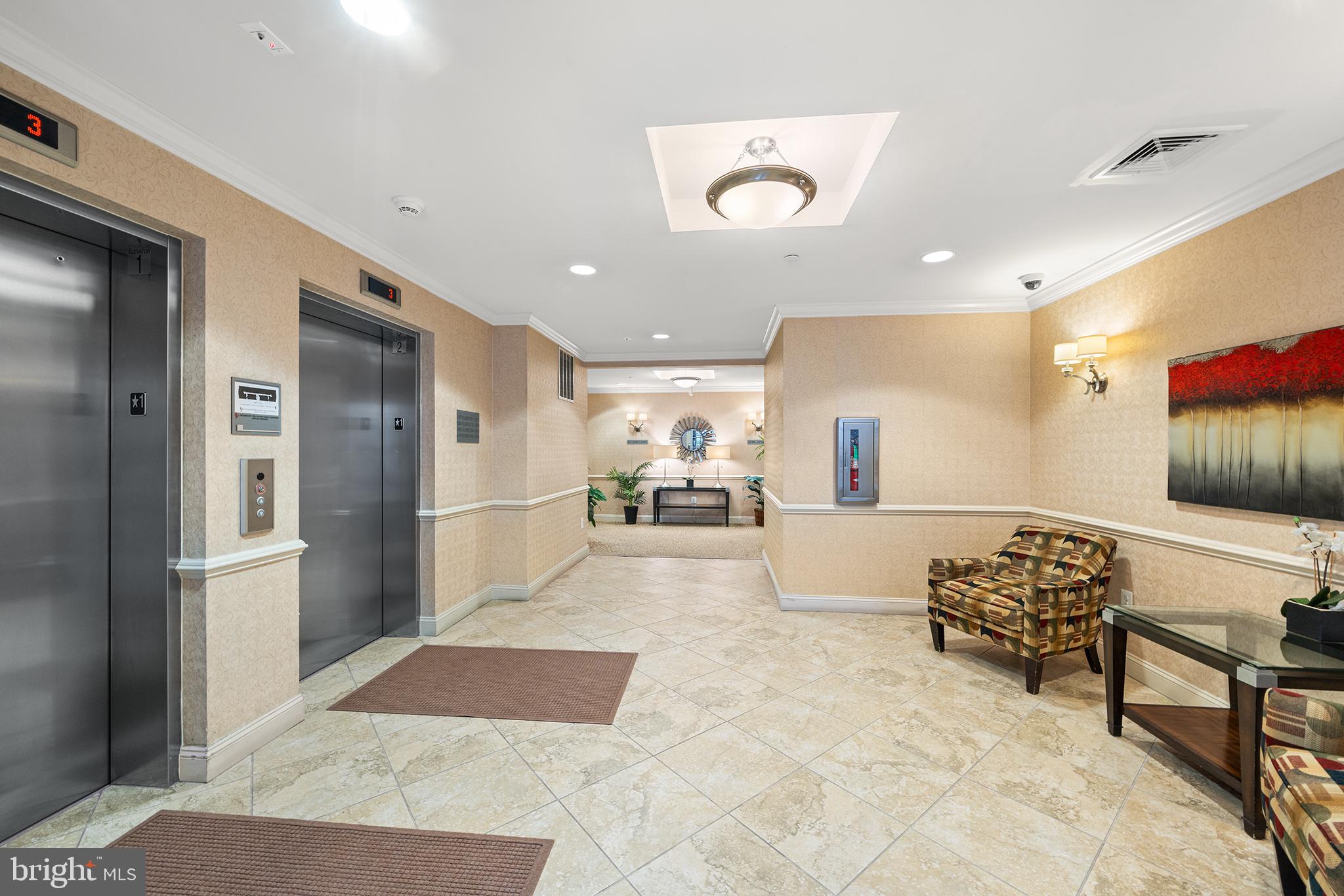 NAVAL SQUARE - Residential