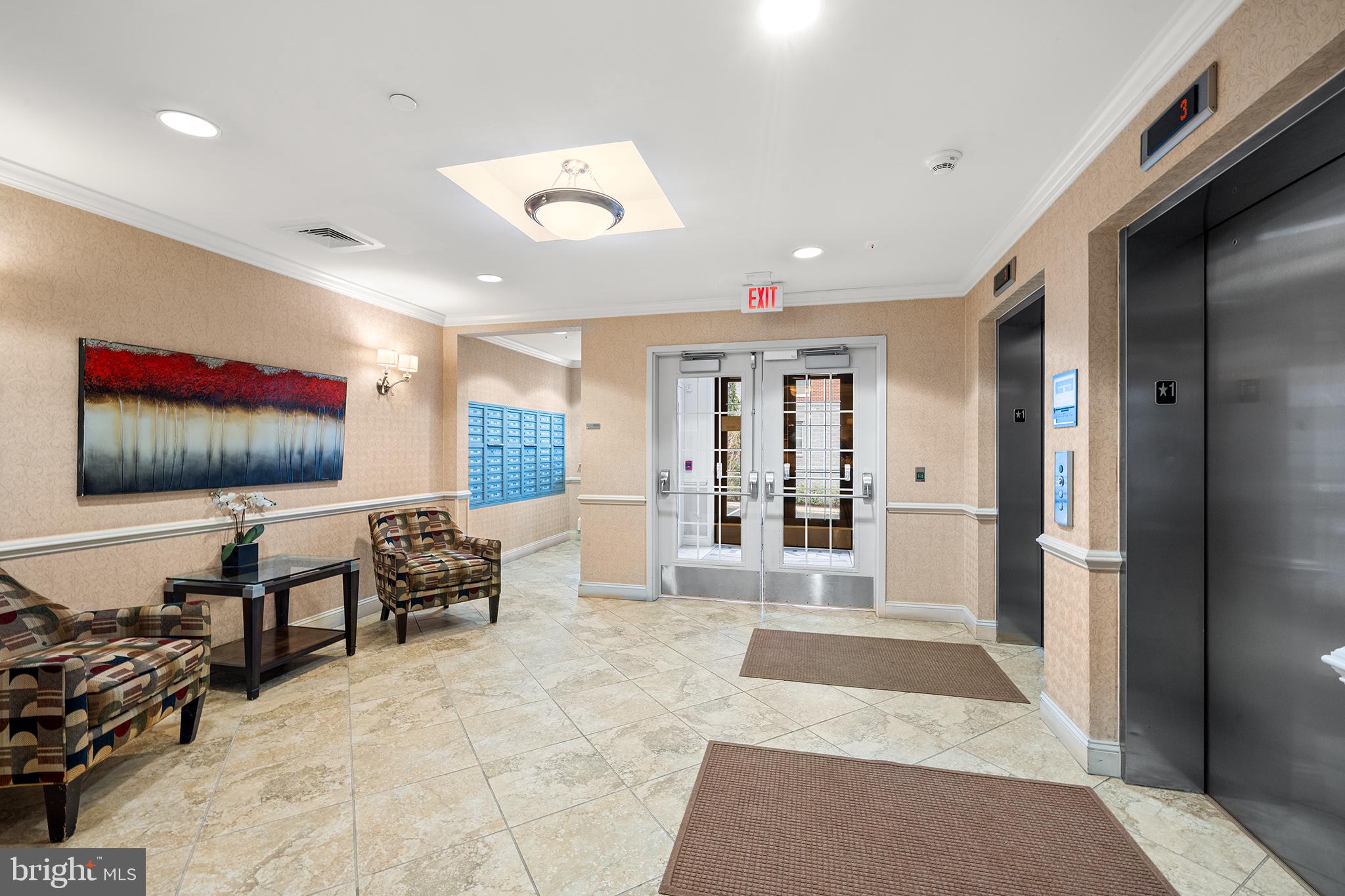 NAVAL SQUARE - Residential