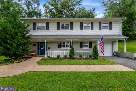 Photo of 6612 Cottonwood Drive, ALEXANDRIA, VA 22310 (MLS # VAFX2334544)