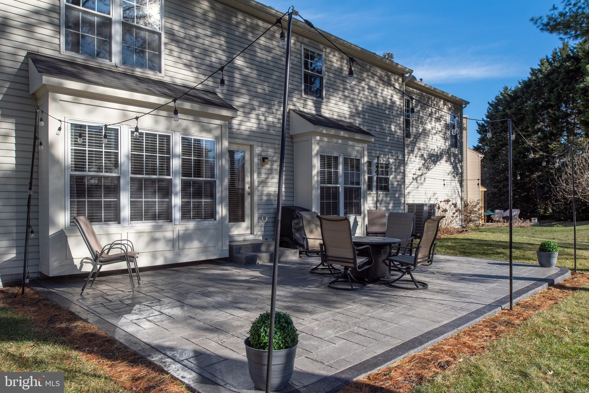 HAMPTON OAKS - Residential