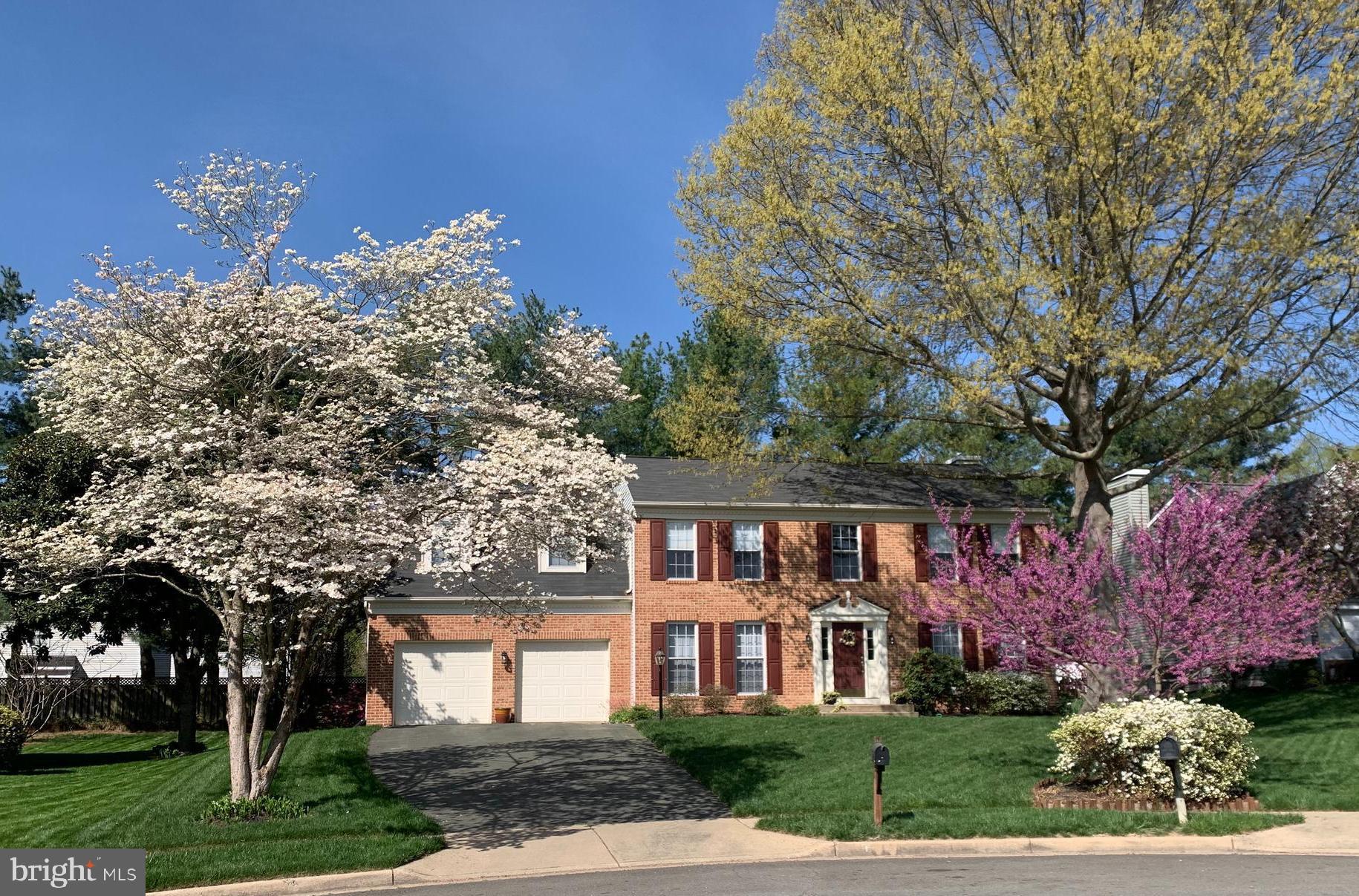 HAMPTON OAKS - Residential