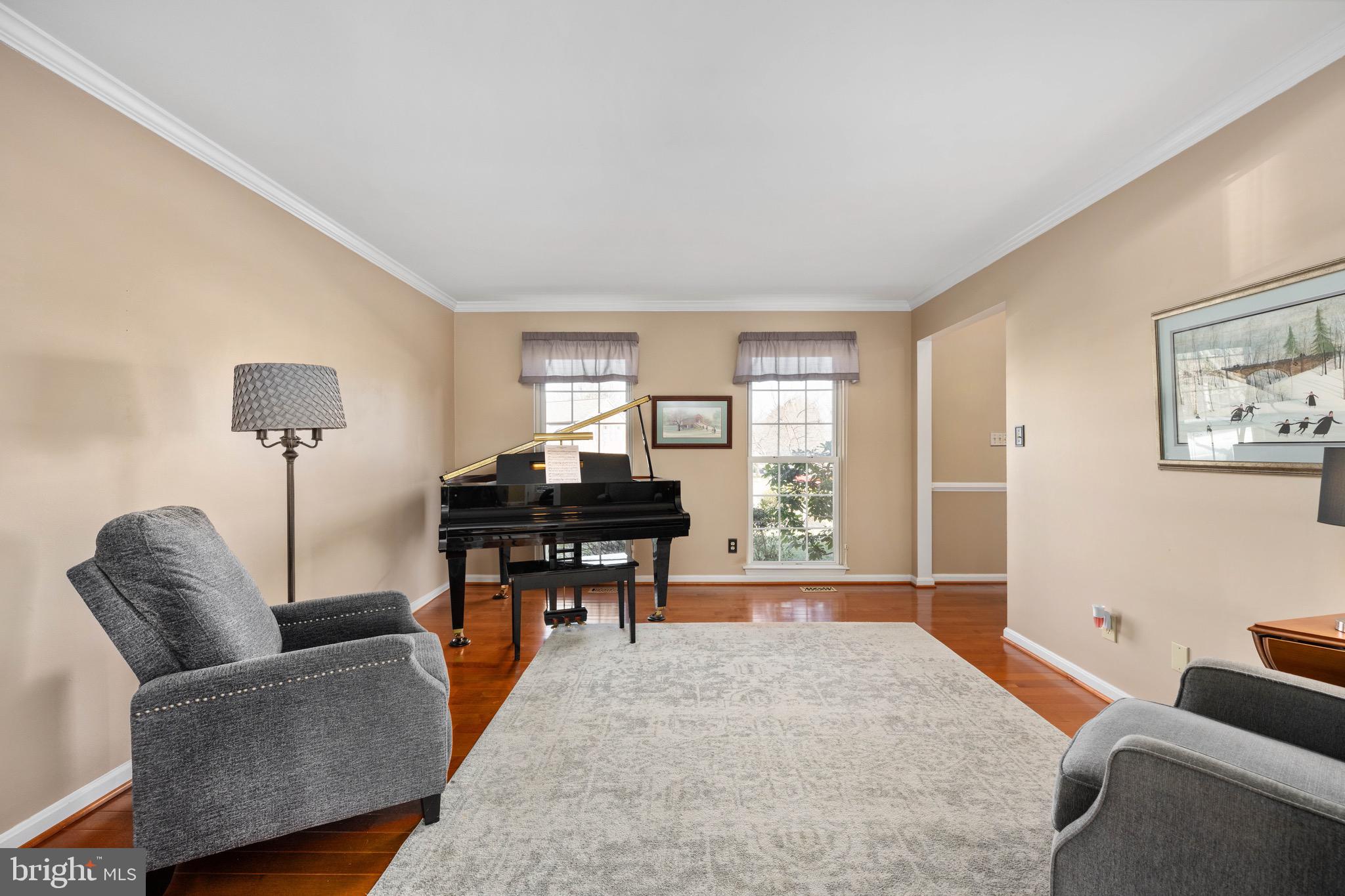 HAMPTON OAKS - Residential