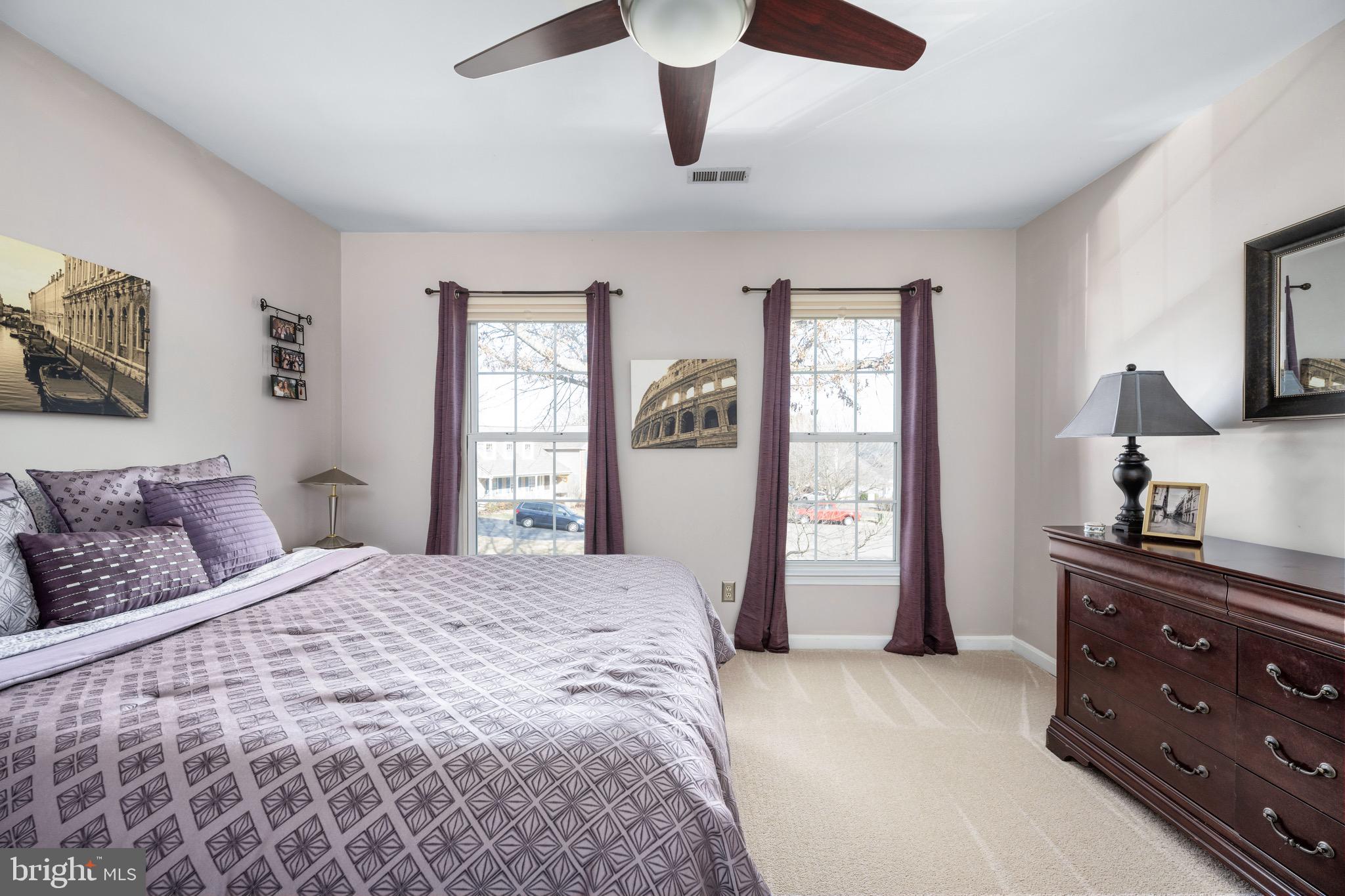 HAMPTON OAKS - Residential