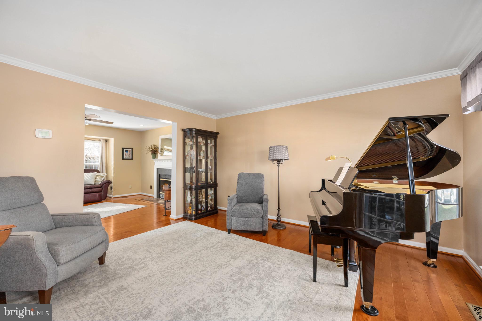 HAMPTON OAKS - Residential