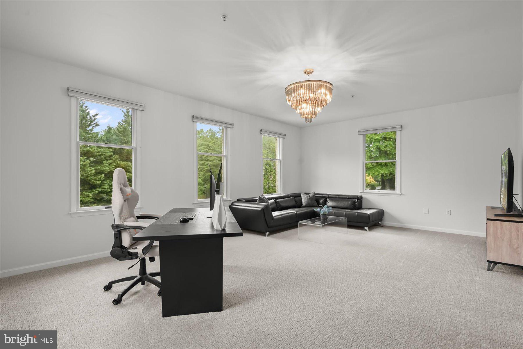 TANTALLON ON THE POTOMAC - Residential