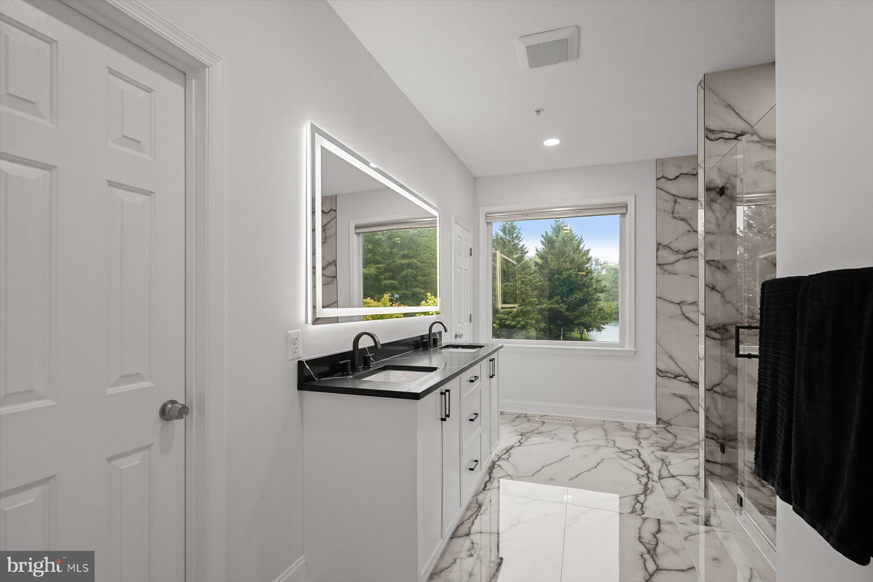 TANTALLON ON THE POTOMAC - Residential