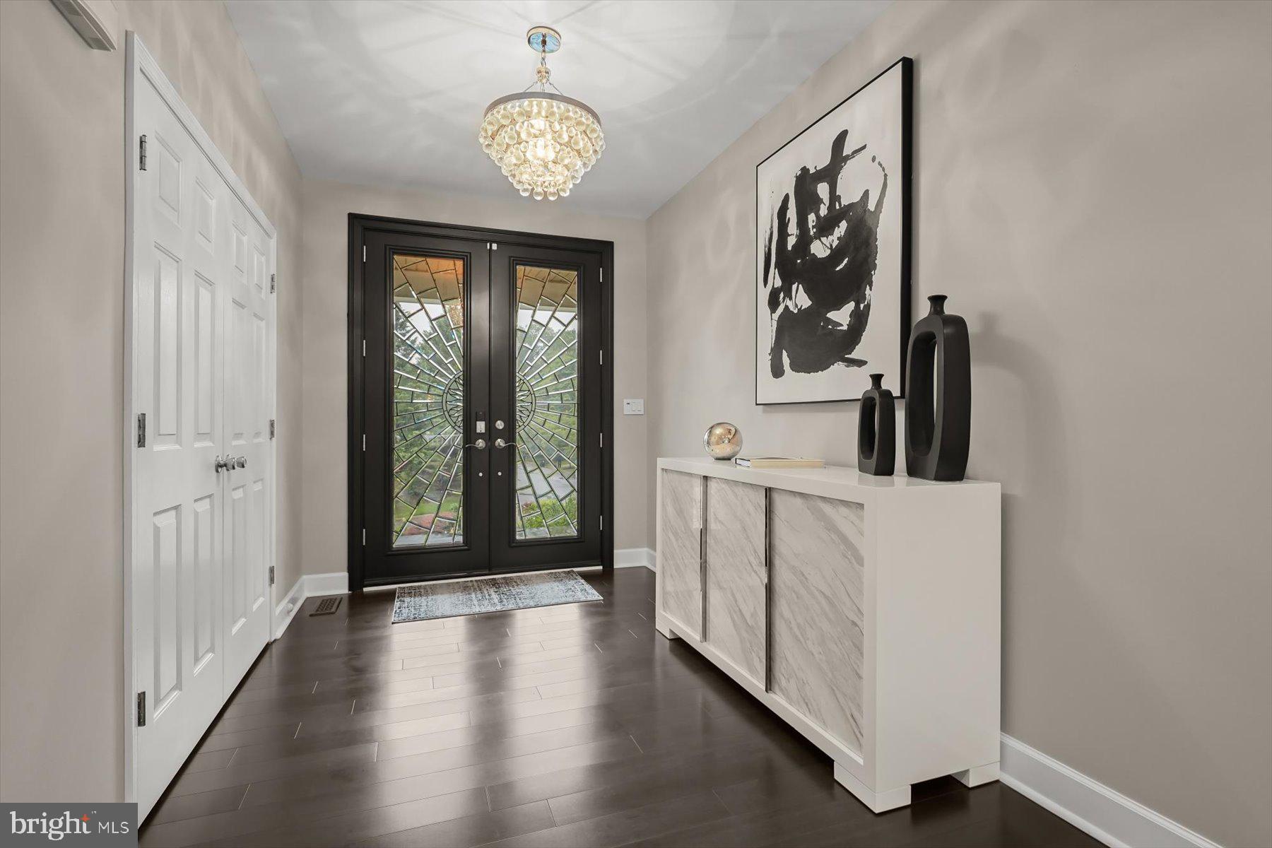 TANTALLON ON THE POTOMAC - Residential